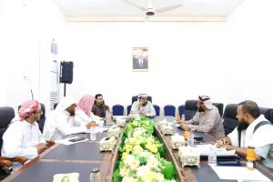 اجتماع بعدن يقر تشكيل لجنة لمراجعة واعتماد دليل التوعية بالسجون