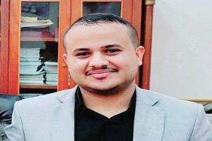 خبير سياسي: قرارات الزبيدي نافذة منذ صدورها.. ومراجعة قانونية تطال مئات قرارات العليمي