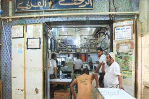 مشرب الزحف العربي... 70 عاماً من تقديم الثريب العدني بنكهة الناصرية