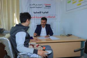 المجلس الأعلى للمقاومة الشعبية تصرف الكفالات الشهرية لأربعة أشهر للجرحى في مأرب