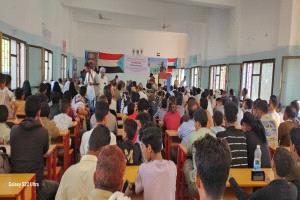 مكتب التربية في حبيل جبر يقيم حفلا بمناسبة ذكرى الاستقلال ويكرم المدارس الفائزة بالمسابقات التربوية ..