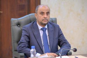 شباب مبادرة خط أبين الدولي يطالبون رئيس الوزراء بتوجيه صندوق صيانة الطرق للقيام بدوره تجاه الطريق