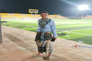 رئيس ملتقى شباب أبين يزور ملعب نادي عرفان