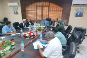 اجتماع في لحج يناقش حماية أراضي الدولة وتنظيم إجراءات التقاضي