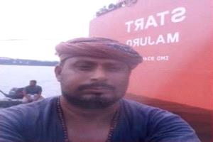 الحوثيون يختطفون عاملاً في ميناء الحديدة بعد التقاطه صورة "سيلفي" ويتهمونه بالتجسس