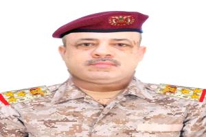 قائد اللواء 39 مدرع يرفع برقية تهنئة للقيادة العسكرية بمناسبة الذكرى الـ58 لعيد الاستقلال 30 نوفمبر