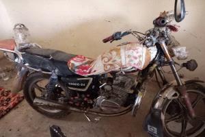 أمن لودر يضبط متهماً بسرقة دراجة نارية خلال ساعة واحدة من تلقي البلاغ