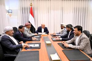 تساؤلات تثار بعد انتهاء مهلة الفريق القانوني المكلّف بمراجعة قرارات الزبيدي ومجلس القيادة