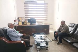 الوكيل الشبحي يلتقي مدير صحة سقطرى لبحث احتياجات القطاع الصحي