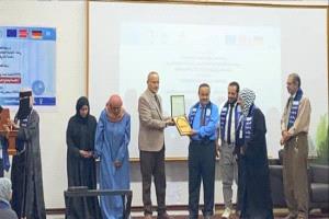 عدن تختتم مشروع "عدسة الإبداع نحو السلام" بحفل رسمي استعرض تجارب الشباب في توظيف الفن لبناء التعايش