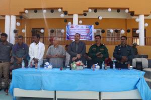 الوكيل الجريبي يكرم أوائل الطلاب والطالبات بمدرسة الفقيد بن محروس في قاضب سقطرى