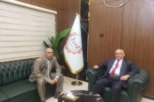 وزير الخدمة المدنية والتأمينات يطّلع على أوضاع المؤسسة المحلية للمياه بوادي حضرموت