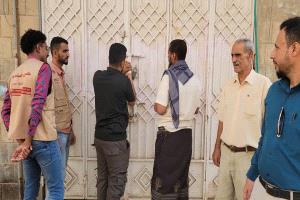 إغلاق ( 17 ) منشأة صحية مخالفة في مديرية المنصورة