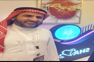 أبا سلمان وأبا مراد يهنئان الدكتور سعيد التوم العظمي بمناسبة حصوله على تصنيف استشاري قلب أطفال