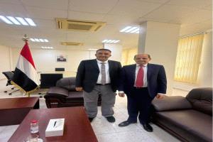 وكيل محافظة أبين يلتقي وزير الخارجية