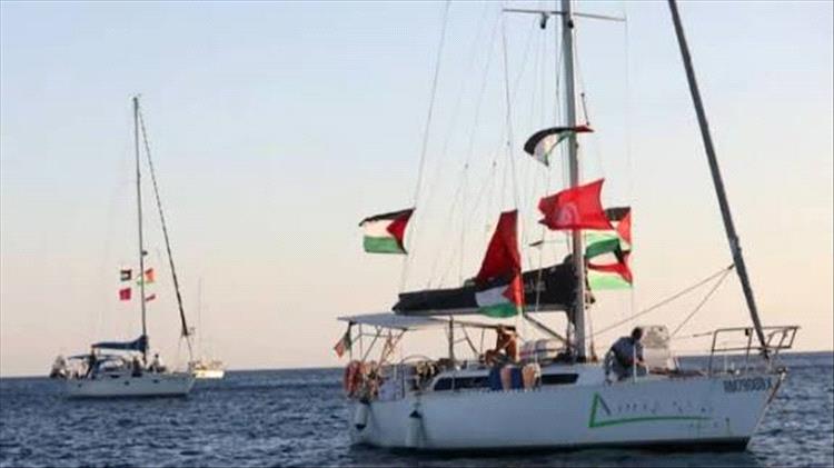 ناشطون: الجيش الإسرائيلي بدأ اعتراض "أسطول الصمود" المتجه إلى غزة