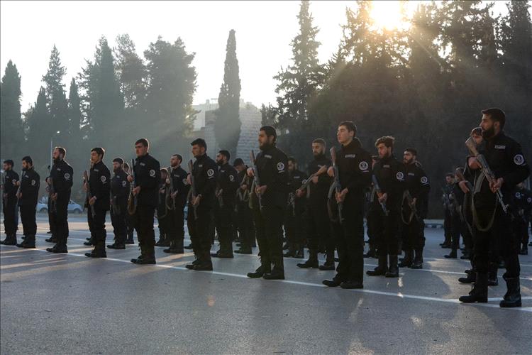 بينهم المفتي السابق.. سوريا تكشف حقيقة صدور أحكام بالإعدام ضد مسؤولين من نظام بشار الأسد