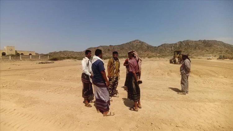 مدير عام الوضيع يتفقد الأعمال الإنشائية في ملعب الناصر التابع لنادي شباب الوضيع