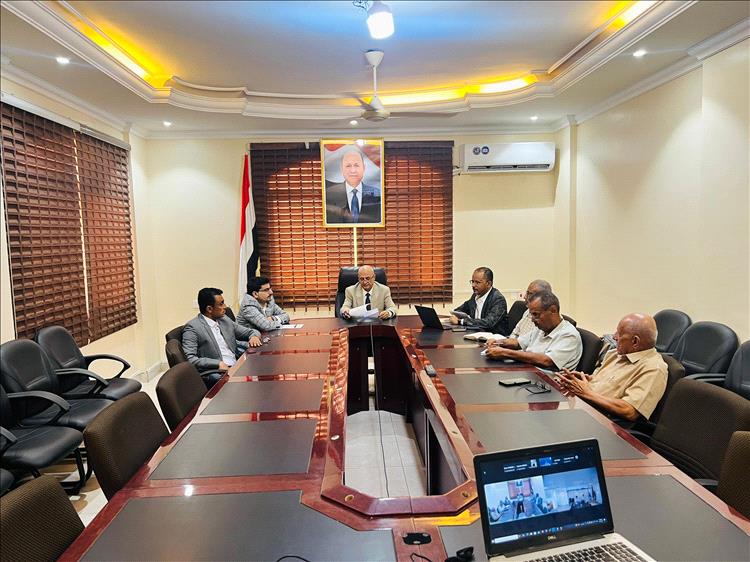 وزير المياه والبيئة يترأس اجتماع مجموعة تنسيق المانحين لقطاع المياه