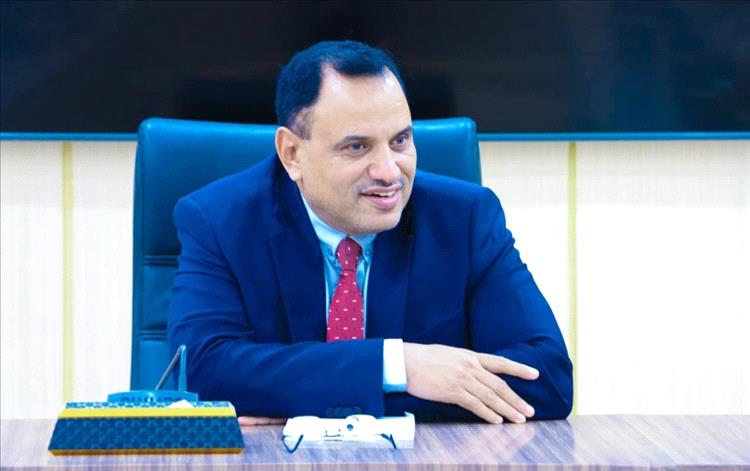 وزارة الزراعة تعلن فتح موسم اصطياد الشروخ الصخري في المياه اليمنية وفق ضوابط بيئية صارمة