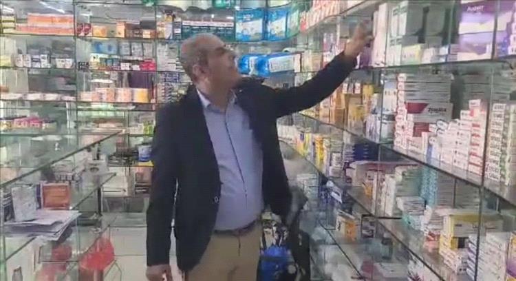 صحة عدن تواصل حملات رقابية لضبط وإغلاق صيدليات مخالفة في مديرية المعلا