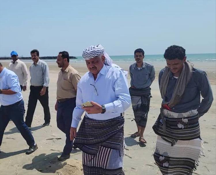 بتوجيهات المحافظ بن الوزير.. فريق هندسي يصل رضوم لمعاينة موقع المحطة الغازية في بالحاف