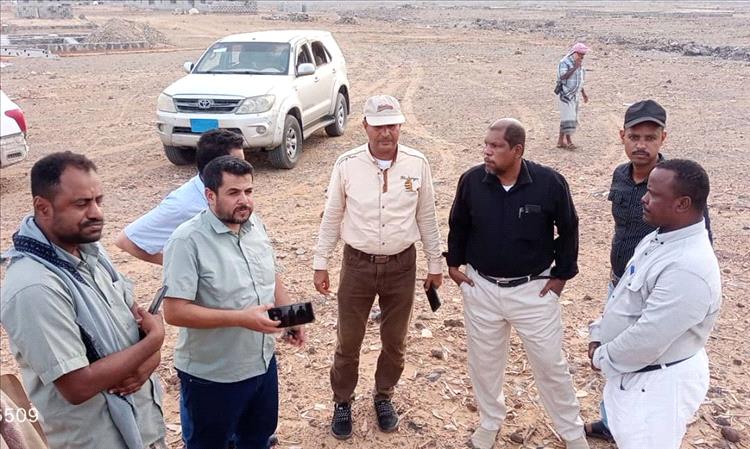 `"بروم ميفع" فريق هندسي من "UNOPS" يزور المواقع المقترحة لإنشاء مشروع الطاقة الشمسية وتقييم مشاريع الكهرباء الاهلية