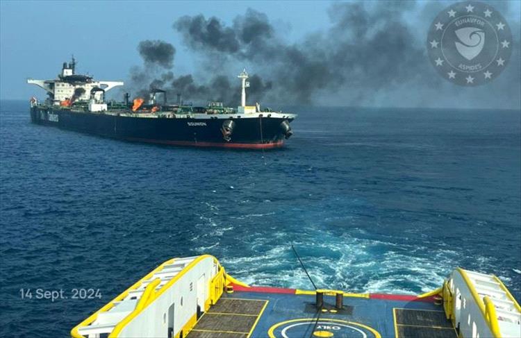 وفاة بحّار فلبيني متأثراً بهجوم الحوثيين على سفينة هولندية في خليج عدن