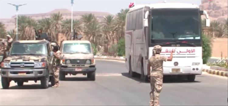 الحوثيون يختطفون موظفًا أمميا أثناء مروره بحاجز تفتيش في الحديدة