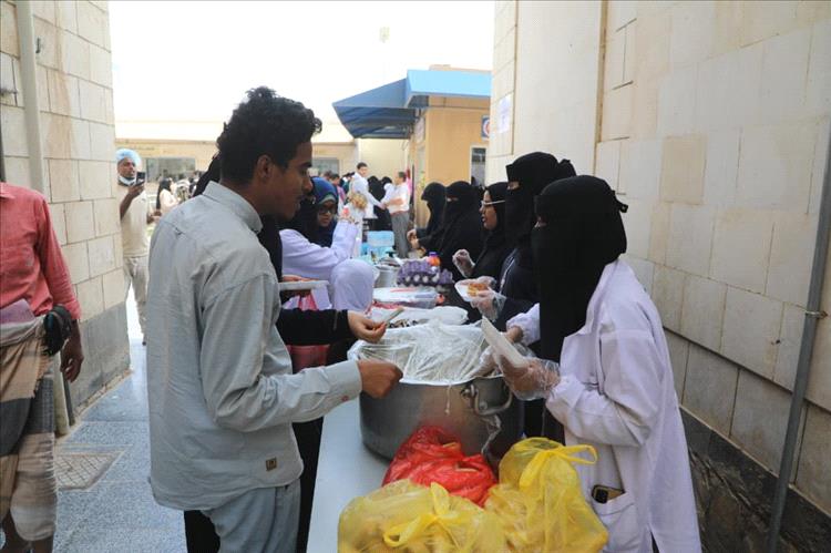 مأرب.. مستشفى كرى العام ينظم الطبق الخيري الرابع دعماً للجهود الإغاثية في غزة