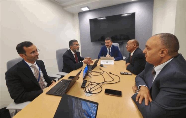 اليمن تبحث حلولاً لأعباء ديونها مع صندوق النقد العربي.. خطة جديدة لإحياء التعاون المالي وإعادة الثقة الدولية