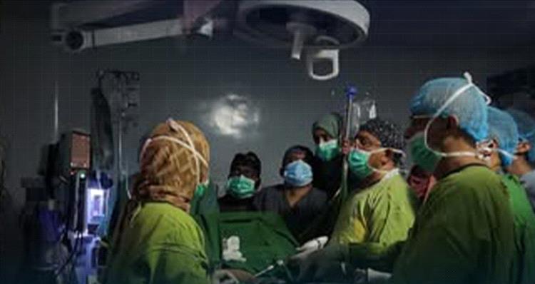إنجاز طبي غير مسبوق في تعز.. نجاح أول عمليتي زراعة كِلى بالمنظار يمنح الأمل لمرضى الفشل الكلوي