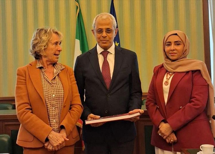 نائب وزير الخارجية يلتقي رئيسة لجنة الشؤون الخارجية والدفاع بمجلس الشيوخ الإيطالي