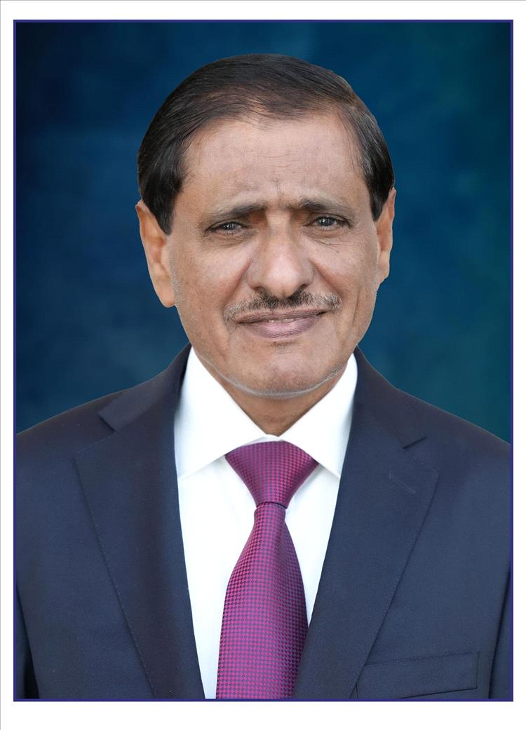 عضو مجلس القيادة الرئاسي البحسني يعزي عبدالله العوبثاني في مقتل نجله ويوجه بسرعة التحقيق في ملابسات الحادثة