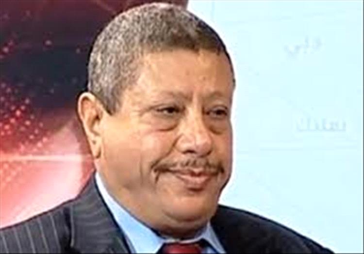 اللواء الركن البحري أحمد عبدالله الحسني ينعي وفاة اللواء عوض علي واقص