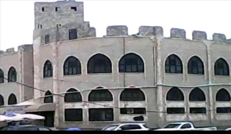 وزير الأوقاف: اقتحام جامع السنة بصنعاء جريمة طائفية تكشف الوجه الحقيقي للتطرف الديني