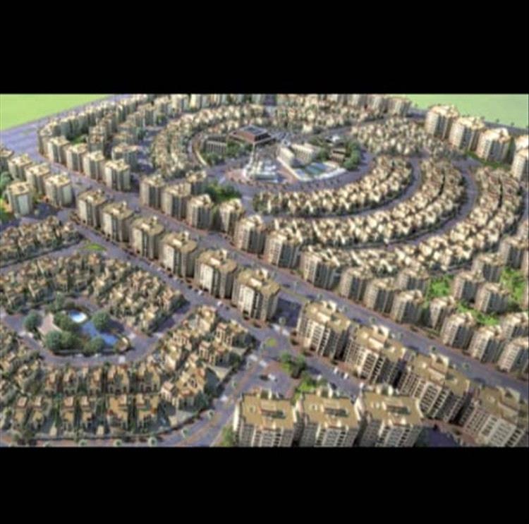 اللقاء الإيجابي بين اللجنة الإشرافية ومجموعة هائل سعيد أنعم يعيد الأمل بتسريع تنفيذ طريق المدينة الخضراء