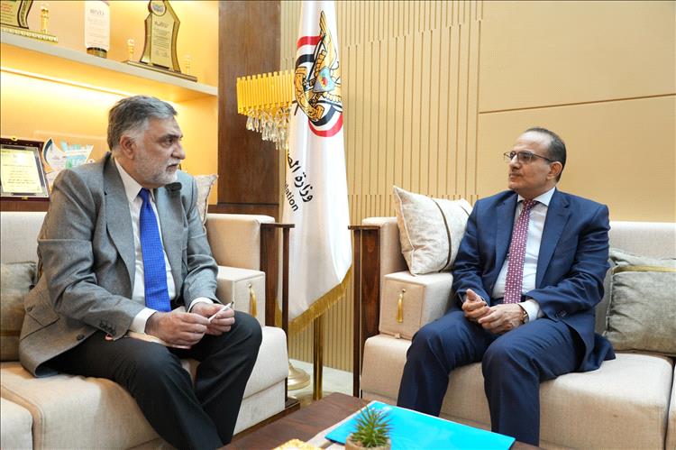 وزير الصحة يلتقي ممثل منظمة الصحة العالمية في بلادنا