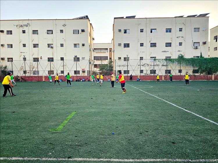 الناشط وديد ملطوف: عدن مدينة تصرّ على الحياة رغم الأزمات