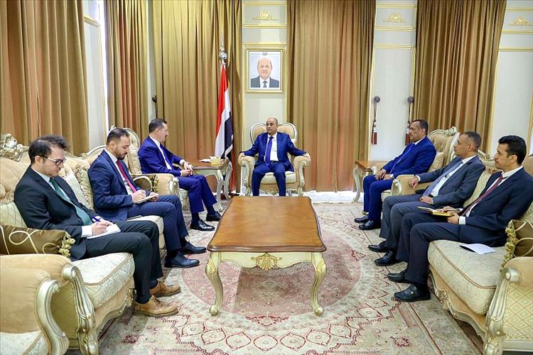 رئيس الوزراء يستقبل سفير جمهورية تركيا