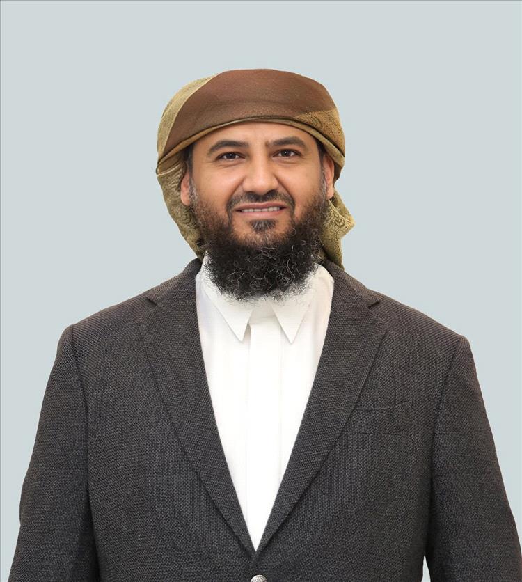 المحرمي يرحب بالمنشق الحوثي: باب الوطن مفتوح لكل من تاب ورفض مشروع الكهنوت