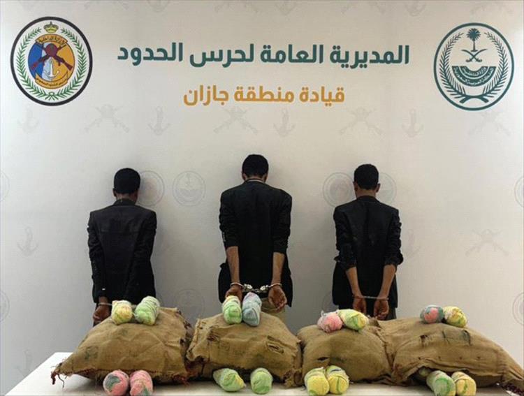 القبض على ثلاثة يمنيين في السعودية متهمين بتهريب القات