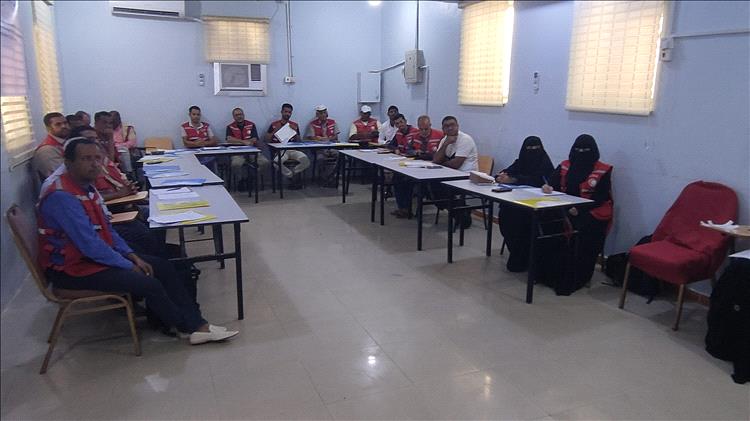 الهلال الأحمر اليمني – فرع عدن ينفذ دورة تدريبية حول خدمات الدعم النقدي أثناء الكوارث والطوارئ