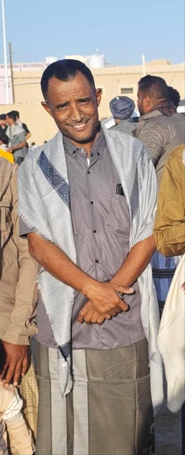 اللواء العوبثاني يعزي أركان قوات حماية حضرموت العميد الركن سالم بن حسينون في وفاة أخيه (محمد)