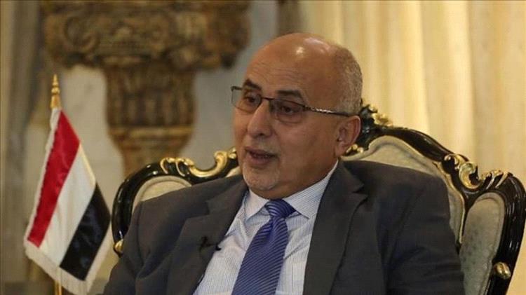 وزير يمني سابق يحذر من اختراق الشرعية عبر المنشقين من ميليشيا الحوثي