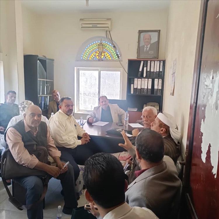 تعز.. المكتب التنفيذي بمديرية التعزية يعقد اجتماعه الدوري لشهر أكتوبر 2025