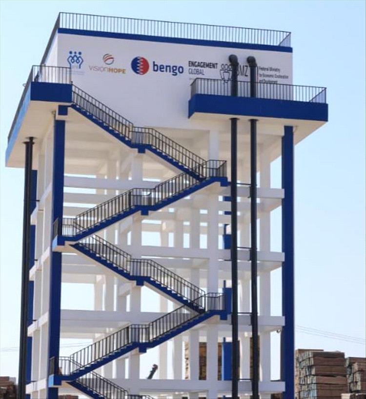 مياه عدن تدشن تشغيل خزان مياه خرساني سعة 500 متر مكعب في بئر ناصر