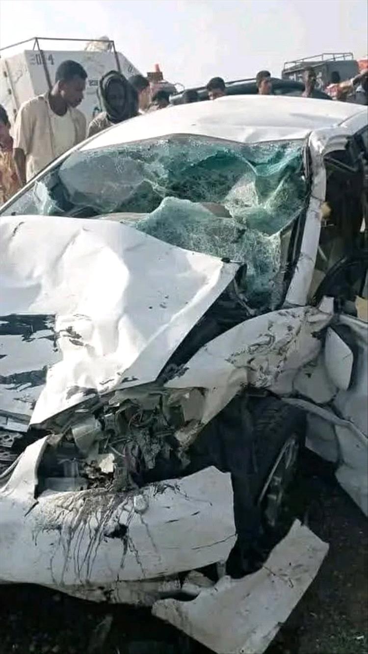 مصرع 9 أشخاص بينهم وكيل نيابة في حادث تصادم مروع بالحديدة