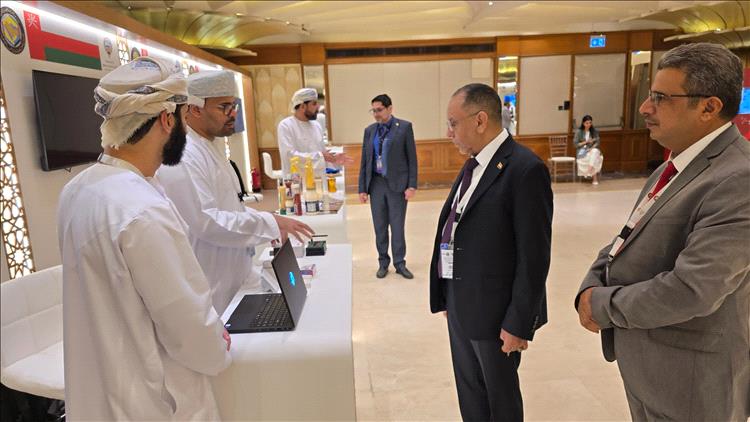 وزير الصناعة والتجارة يزور المعرض الخليجي الصناعي ويطّلع على أبرز الابتكارات والفرص الاستثمارية