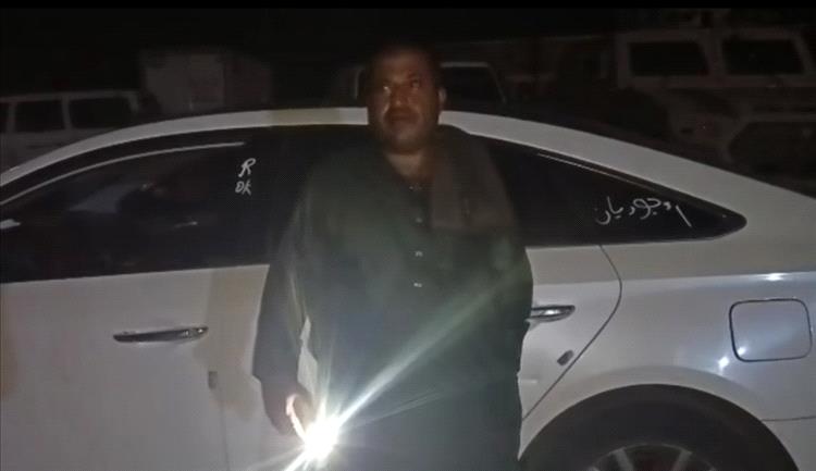 أمن أبين يستعيد سيارة مواطن من محافظة الضالع بعد ساعات من اختطافها